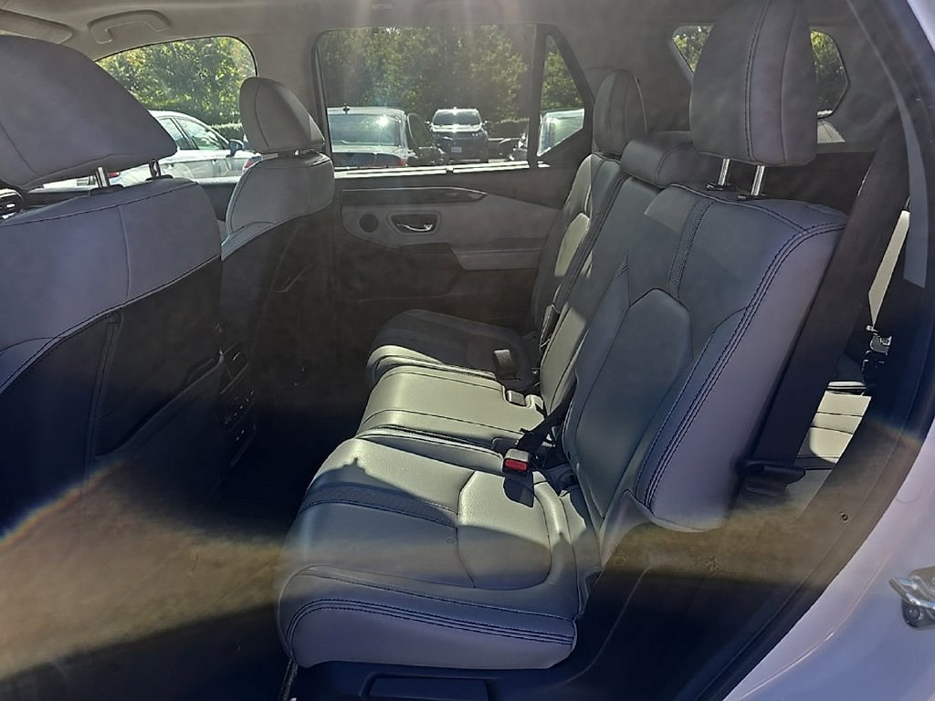 Thumbnail: 2024 Honda Pilot - 18