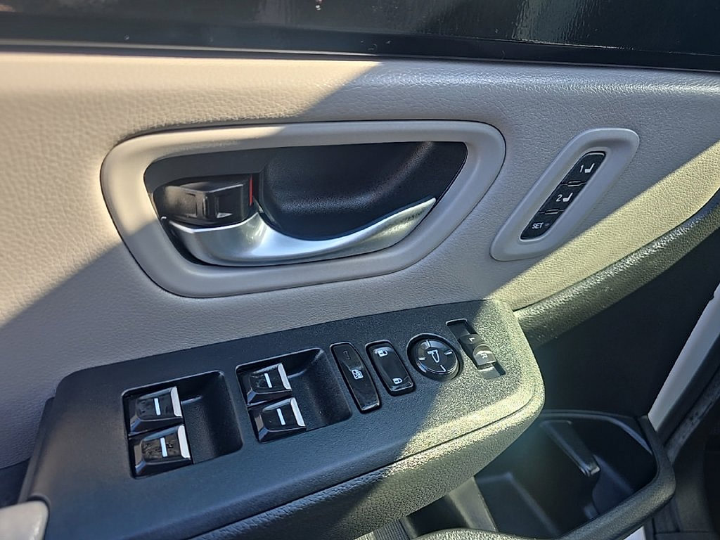 Thumbnail: 2024 Honda Pilot - 19