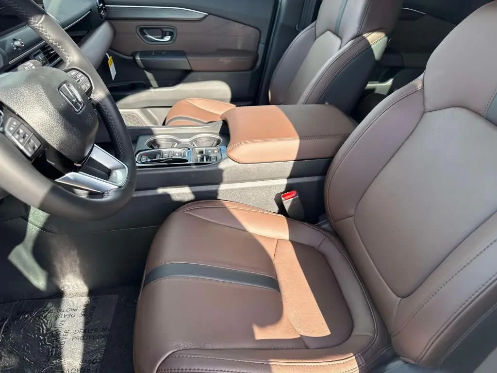 Thumbnail: 2026 Honda Pilot - 10