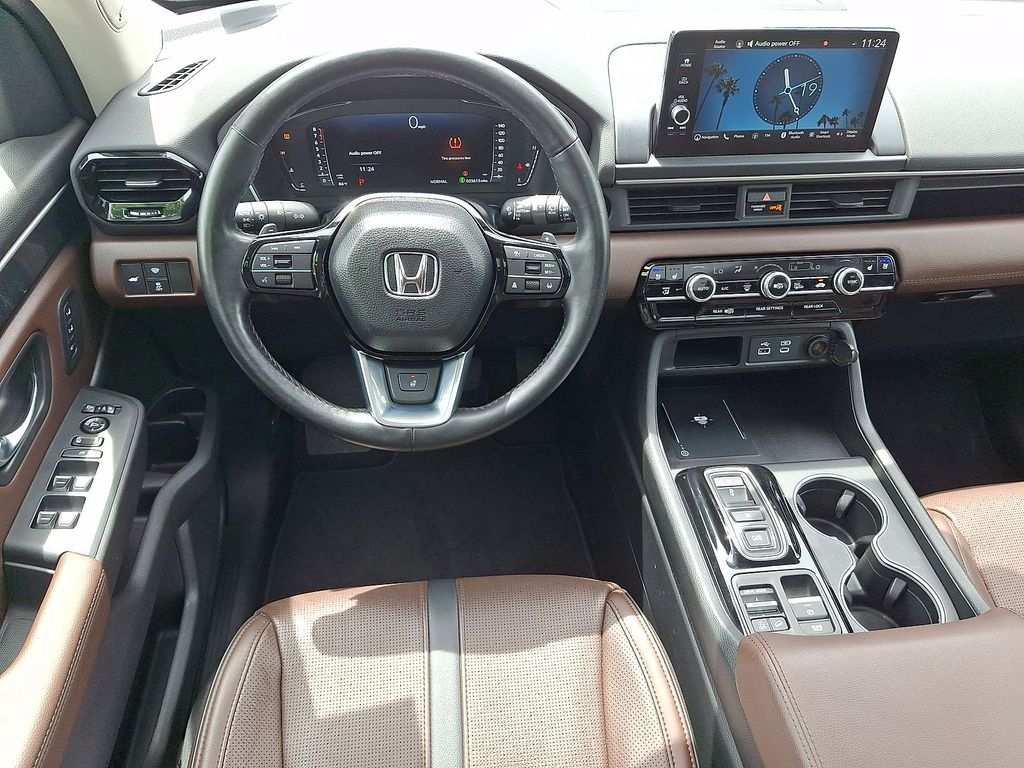 Thumbnail: 2023 Honda Pilot - 8