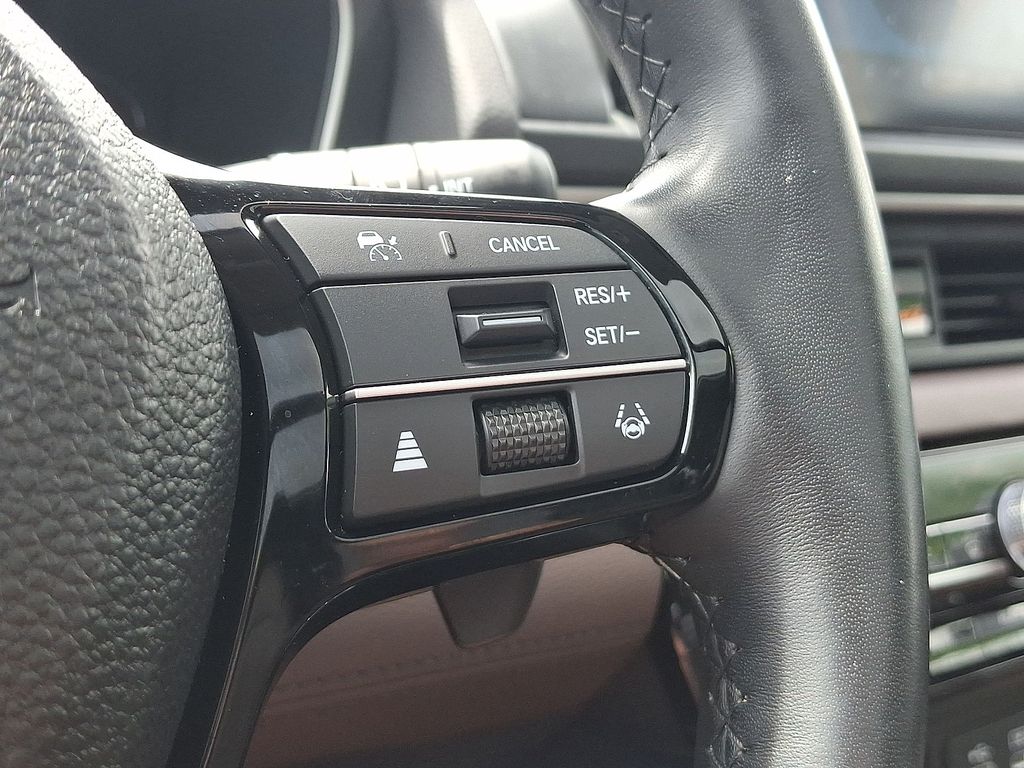 Thumbnail: 2023 Honda Pilot - 21