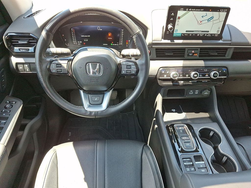 Thumbnail: 2023 Honda Pilot - 8
