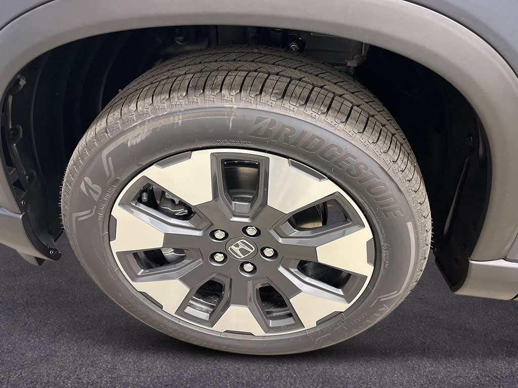Thumbnail: 2026 Honda Pilot - 8