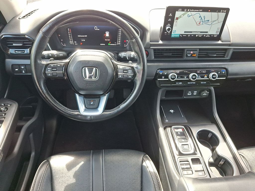 Thumbnail: 2023 Honda Pilot - 2