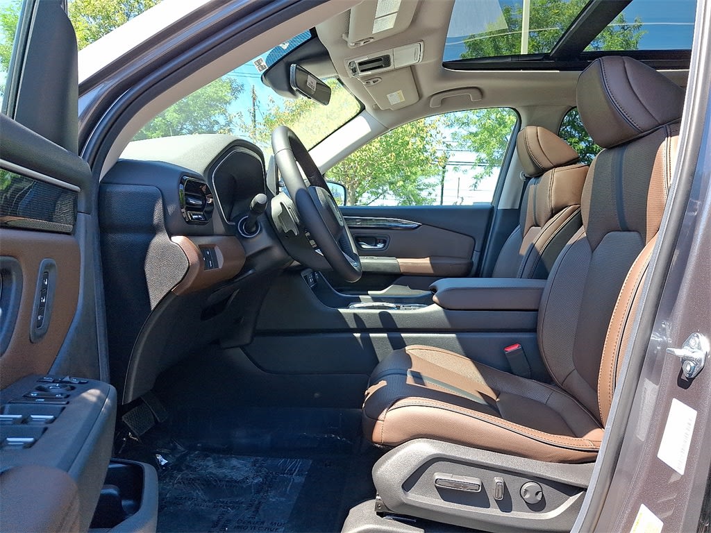 Thumbnail: 2025 Honda Pilot - 10