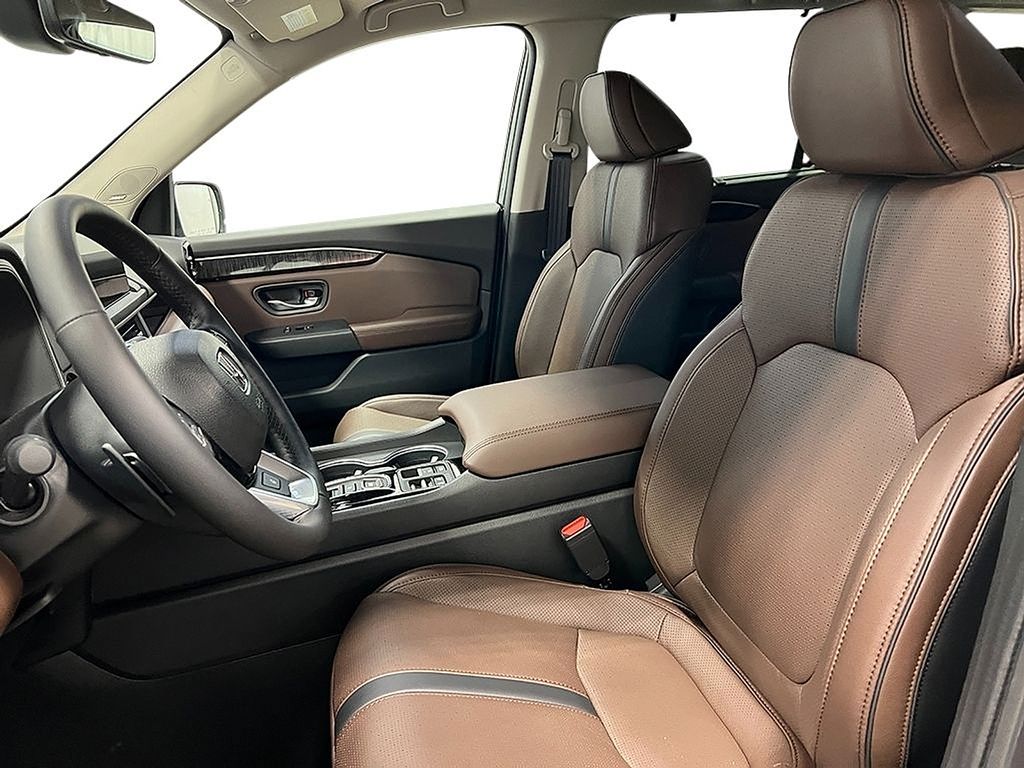 Thumbnail: 2023 Honda Pilot - 11