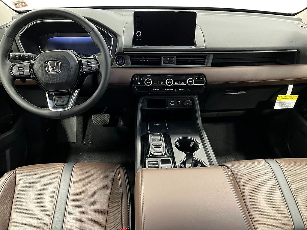 Thumbnail: 2023 Honda Pilot - 10