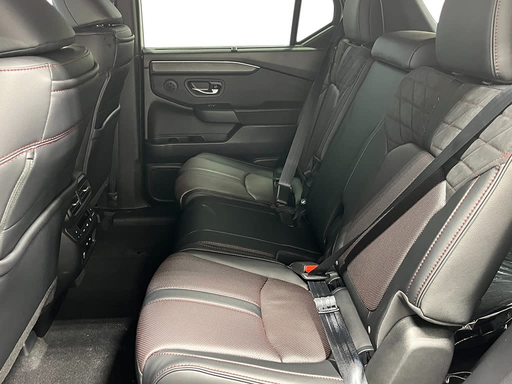 Thumbnail: 2026 Honda Pilot - 11