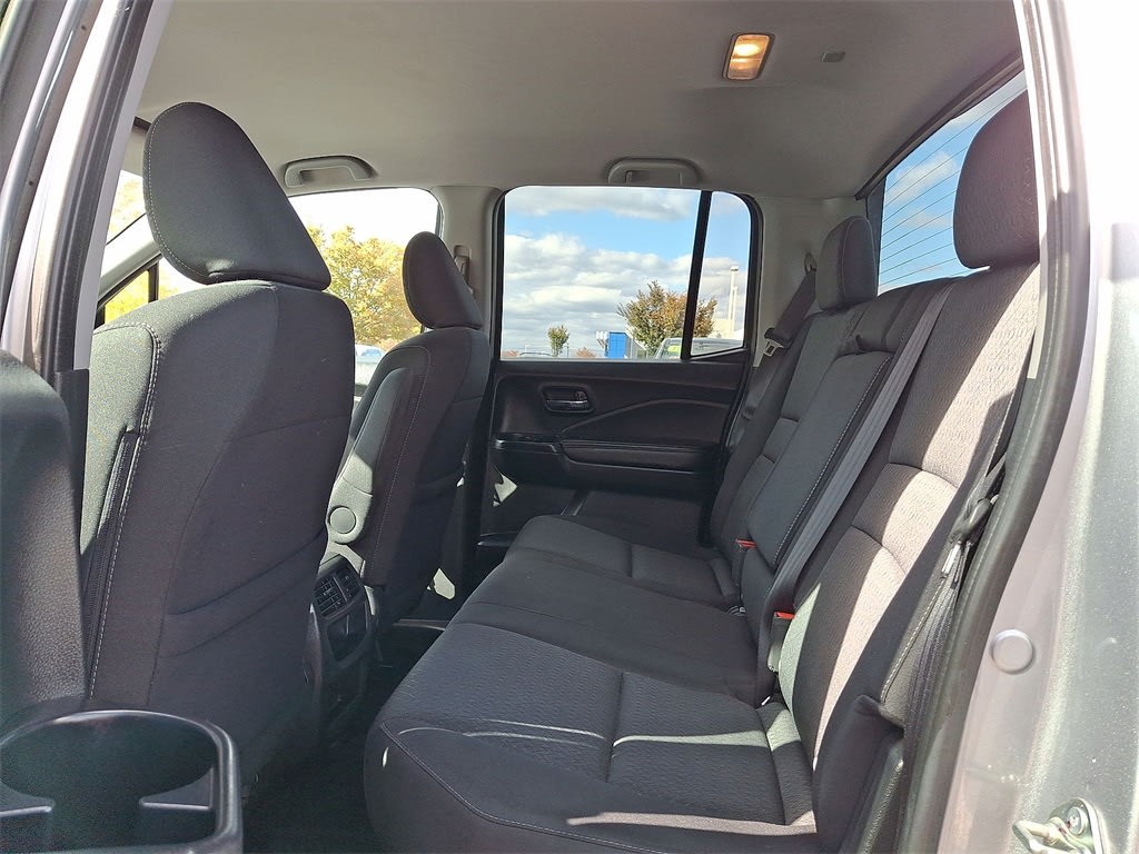 Thumbnail: 2017 Honda Ridgeline - 10