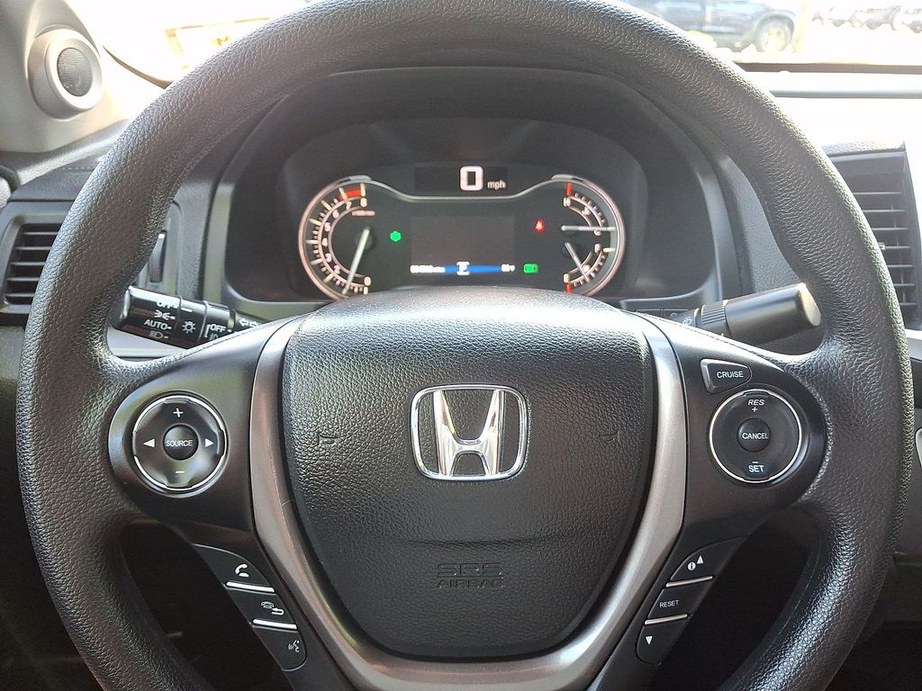 Thumbnail: 2017 Honda Ridgeline - 19
