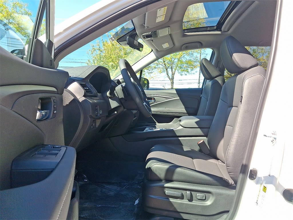 Thumbnail: 2026 Honda Ridgeline - 8