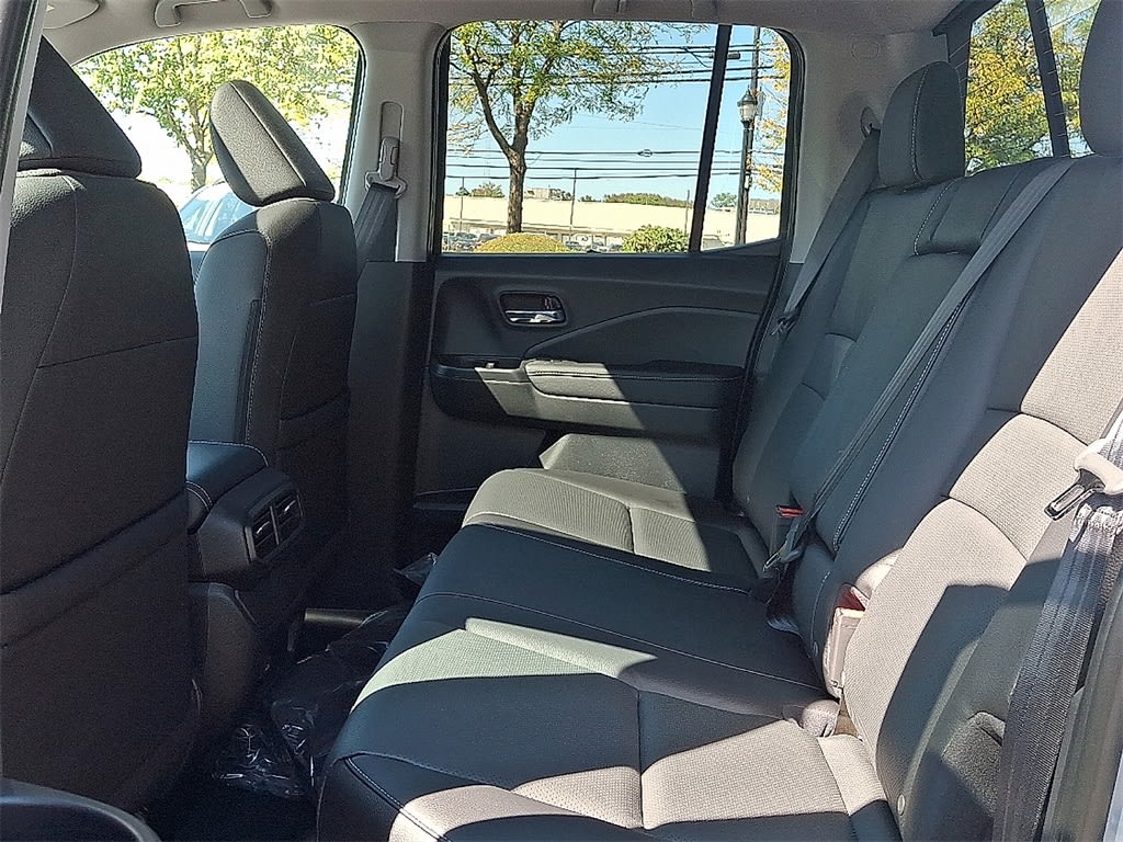 Thumbnail: 2026 Honda Ridgeline - 6