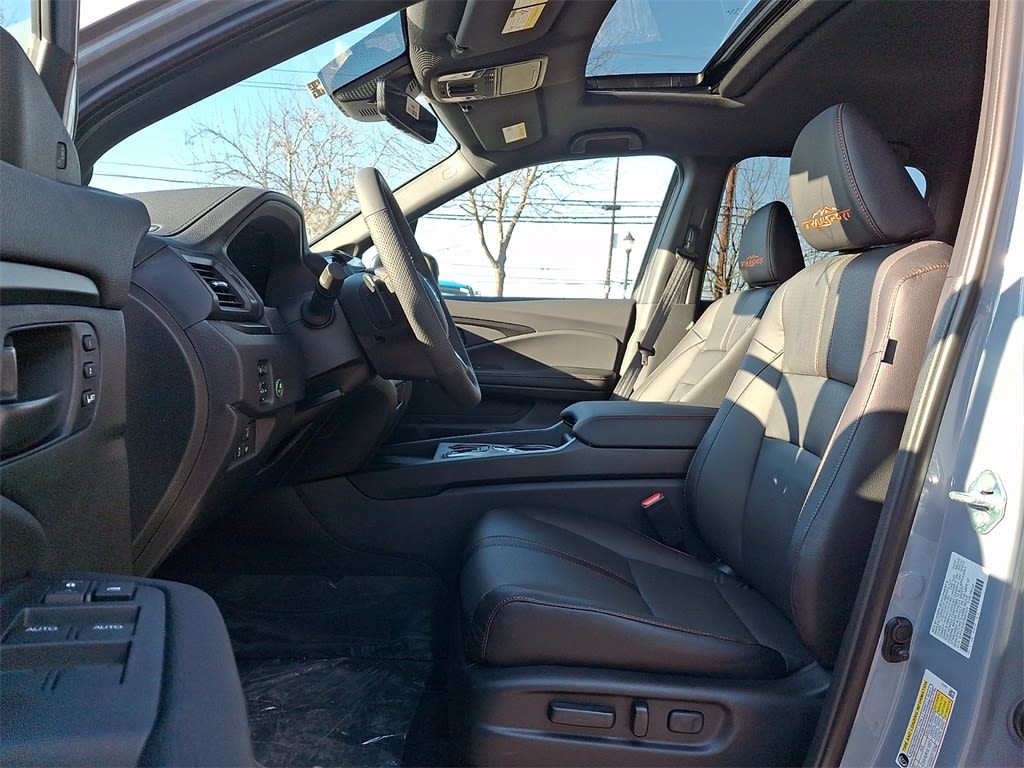 Thumbnail: 2026 Honda Ridgeline - 8