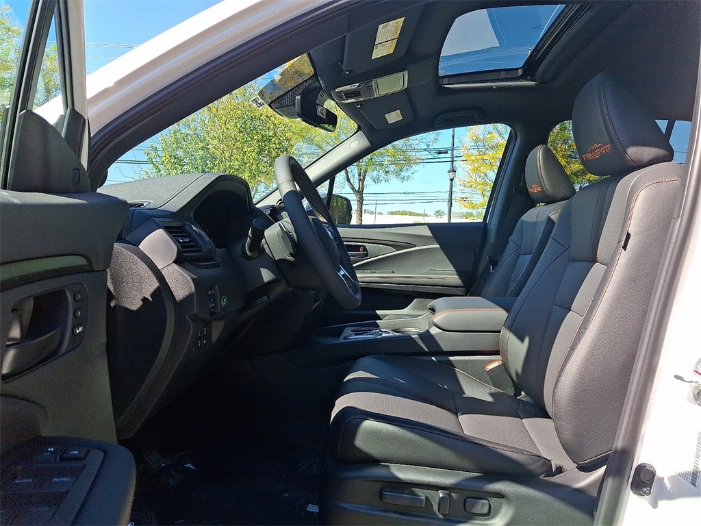 Thumbnail: 2026 Honda Ridgeline - 8