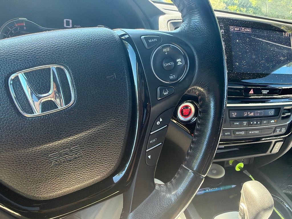 Thumbnail: 2019 Honda Ridgeline - 21