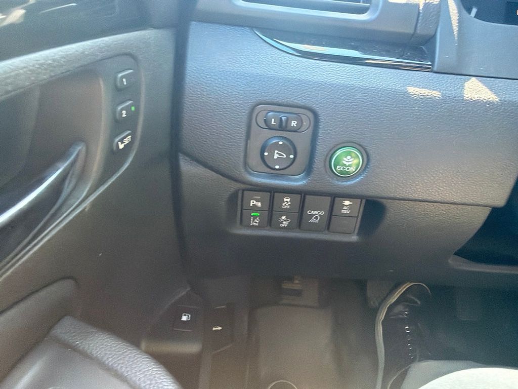 Thumbnail: 2019 Honda Ridgeline - 23