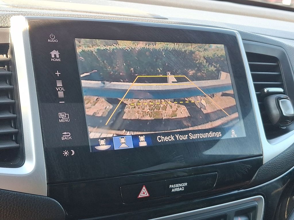 Thumbnail: 2019 Honda Ridgeline - 19