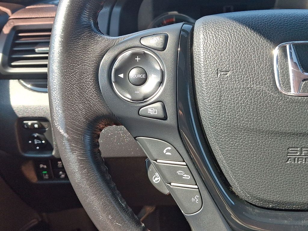 Thumbnail: 2019 Honda Ridgeline - 20