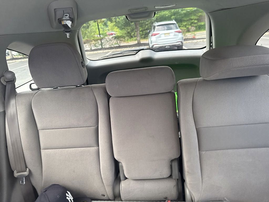 Thumbnail: 2011 Honda CR-V - 9