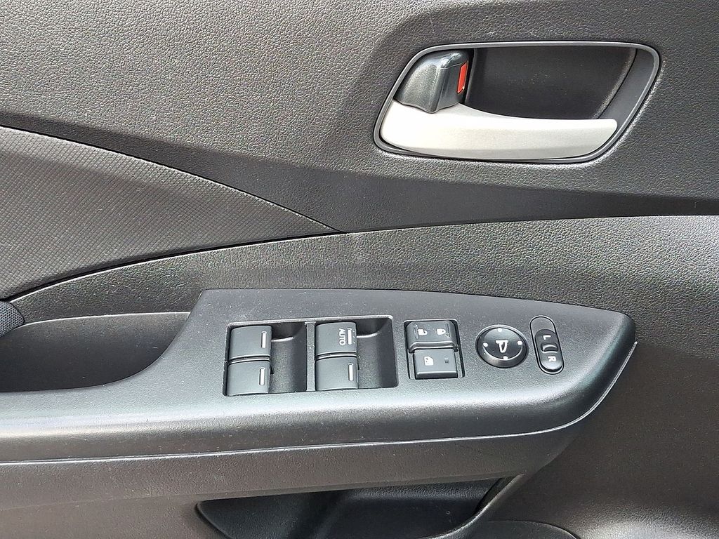 Thumbnail: 2015 Honda CR-V - 17