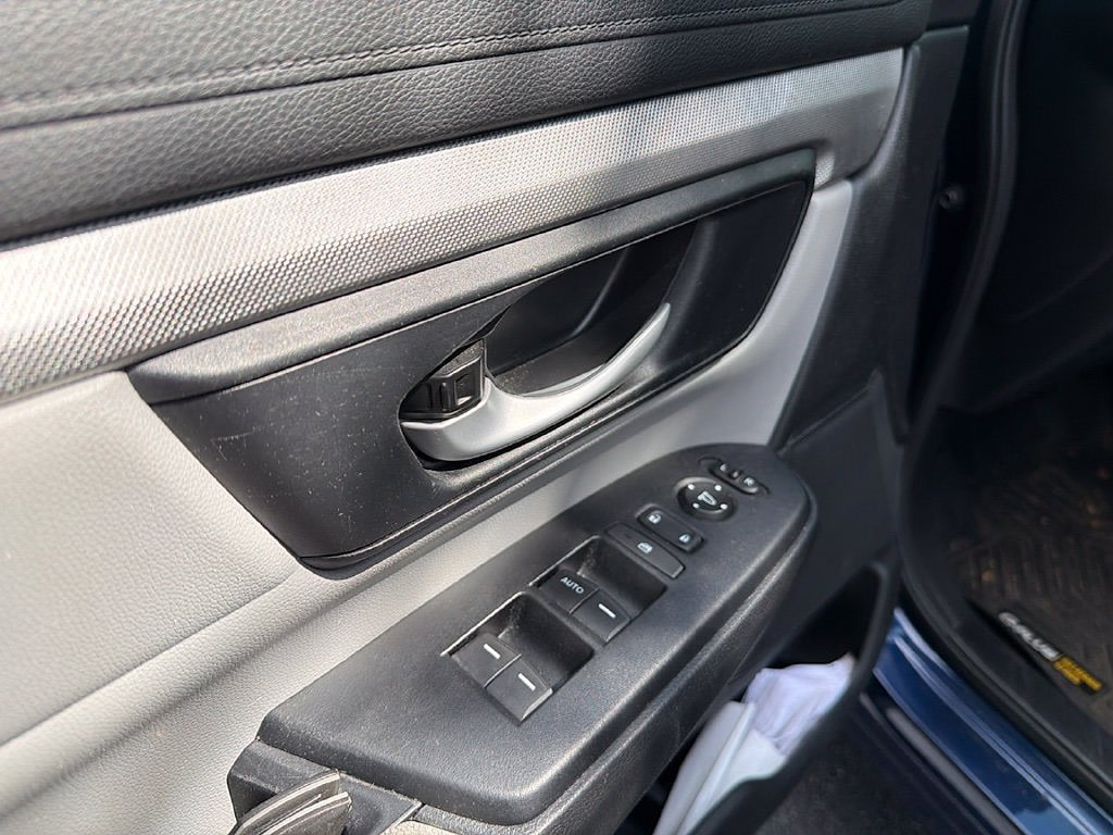 Thumbnail: 2019 Honda CR-V - 17