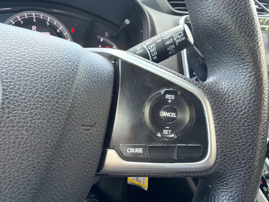 Thumbnail: 2019 Honda CR-V - 20