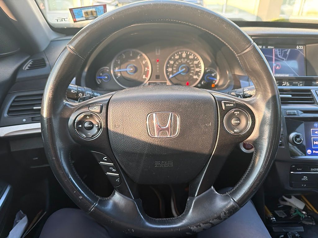 Thumbnail: 2015 Honda Crosstour - 2