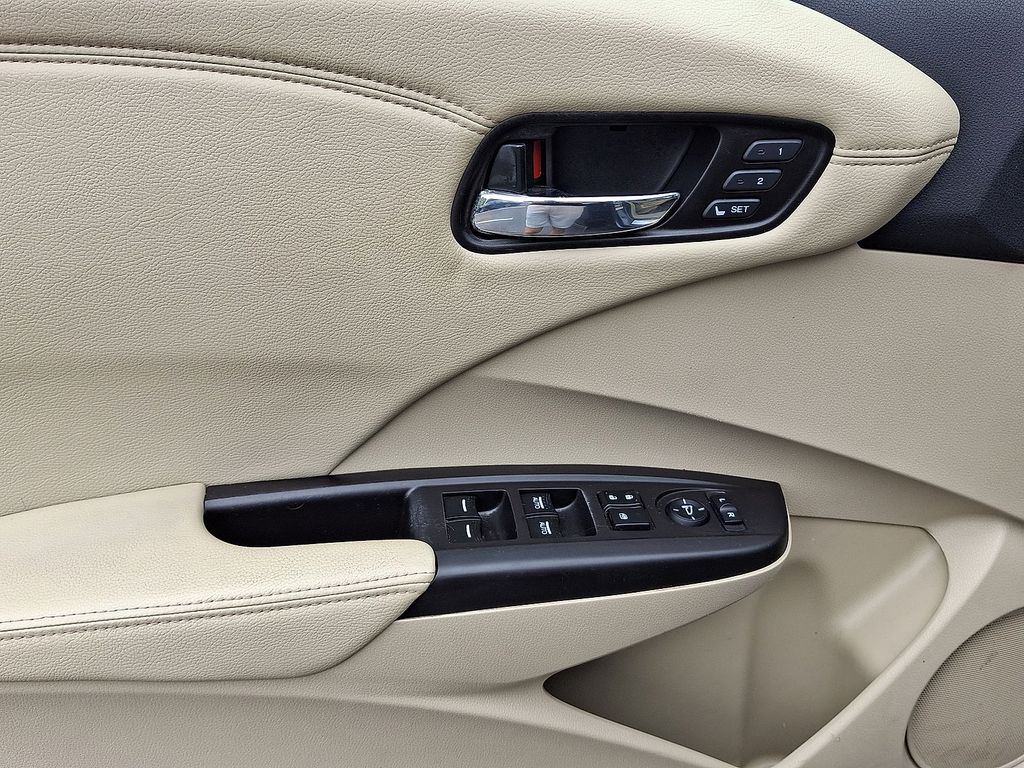 Thumbnail: 2014 Acura RDX - 18