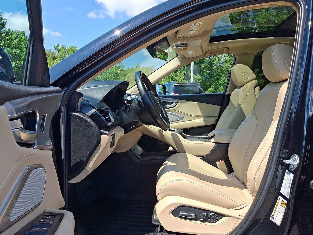 Thumbnail: 2024 Acura RDX - 9