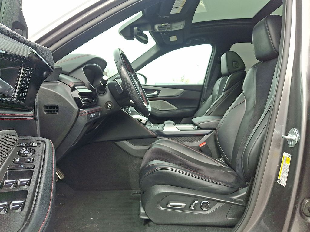 Thumbnail: 2023 Acura MDX - 9