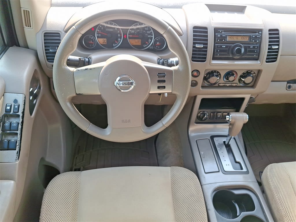 Thumbnail: 2011 Nissan Pathfinder - 6