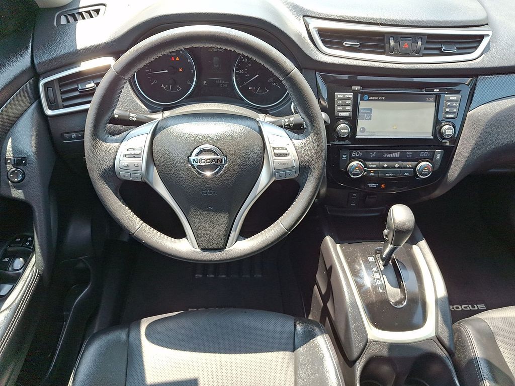 Thumbnail: 2015 Nissan Rogue - 2