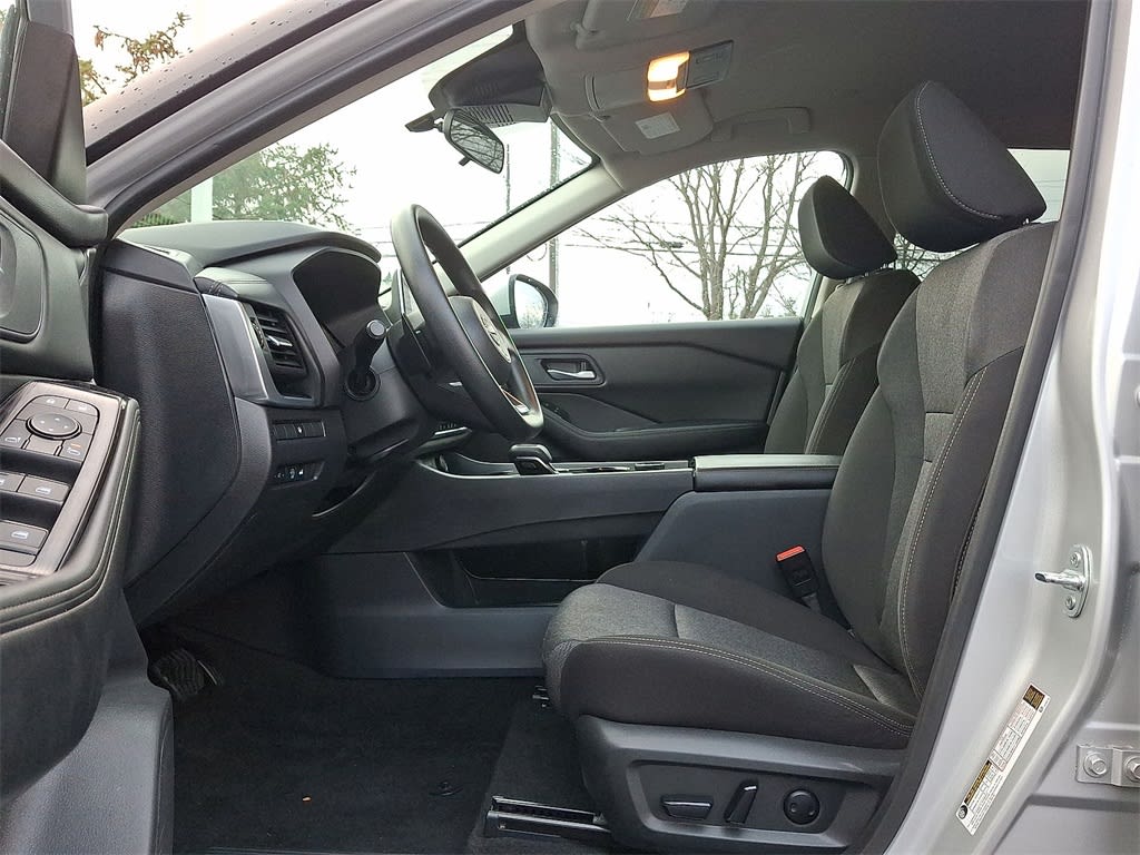 Thumbnail: 2024 Nissan Rogue - 9