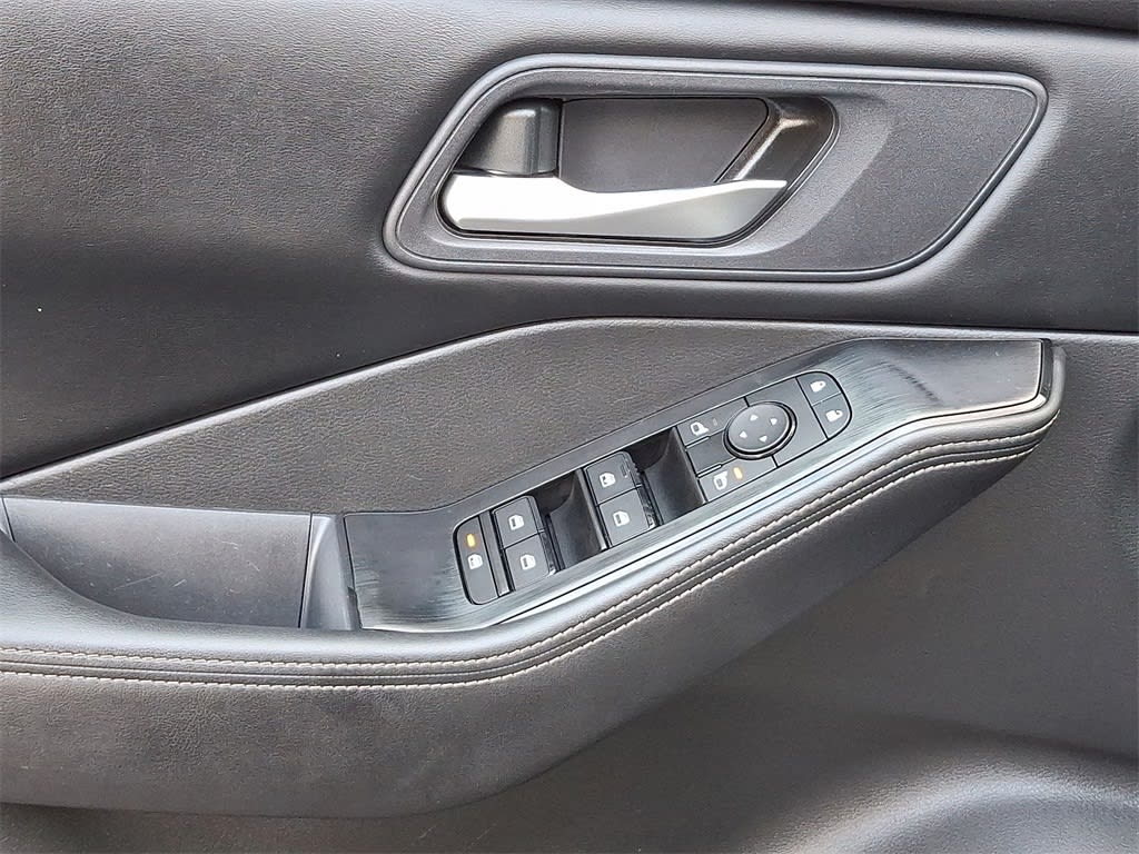 Thumbnail: 2024 Nissan Rogue - 18