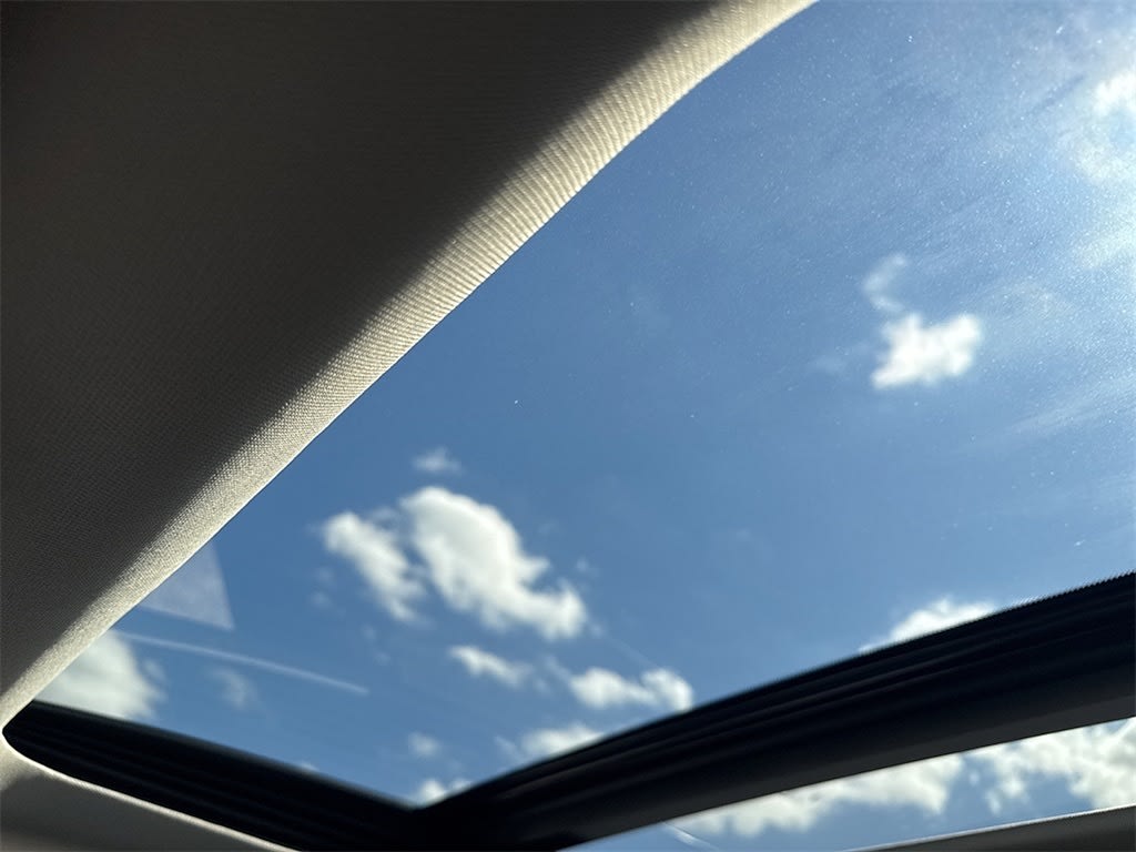 Thumbnail: 2023 INFINITI QX60 - 18