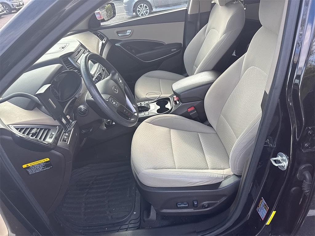 Thumbnail: 2017 Hyundai Santa Fe - 6