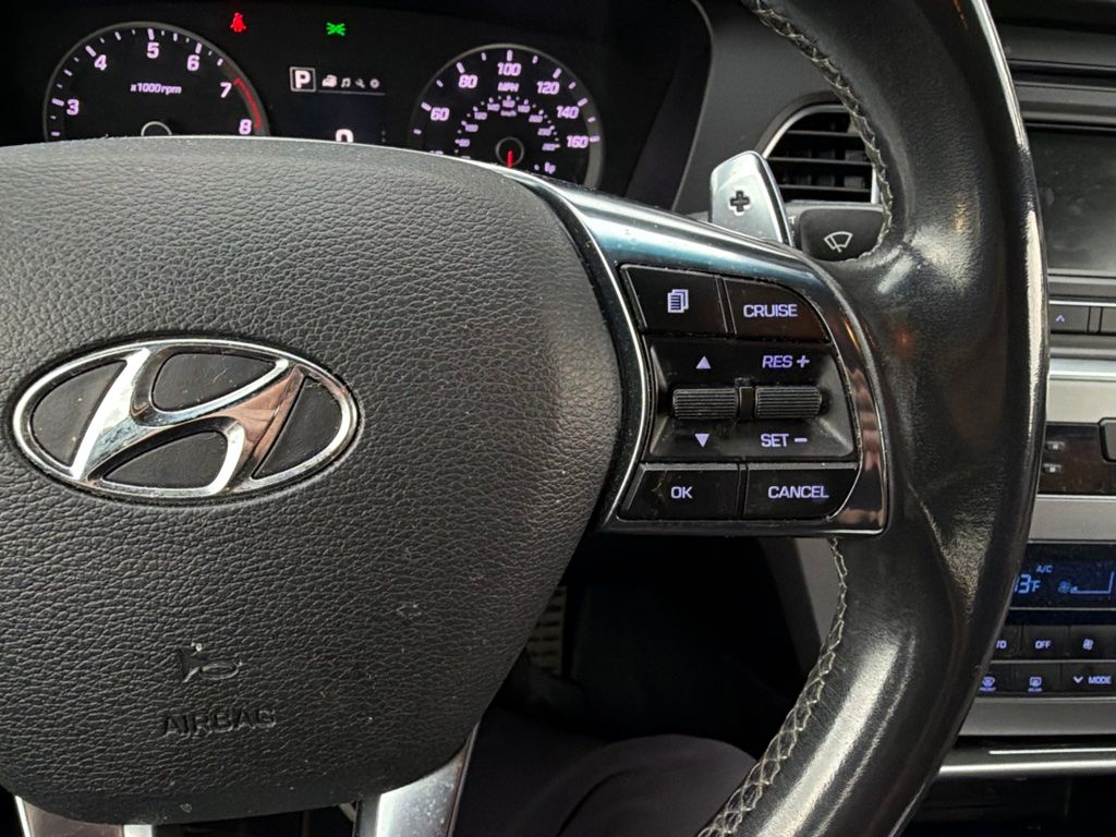 Thumbnail: 2015 Hyundai Sonata - 16