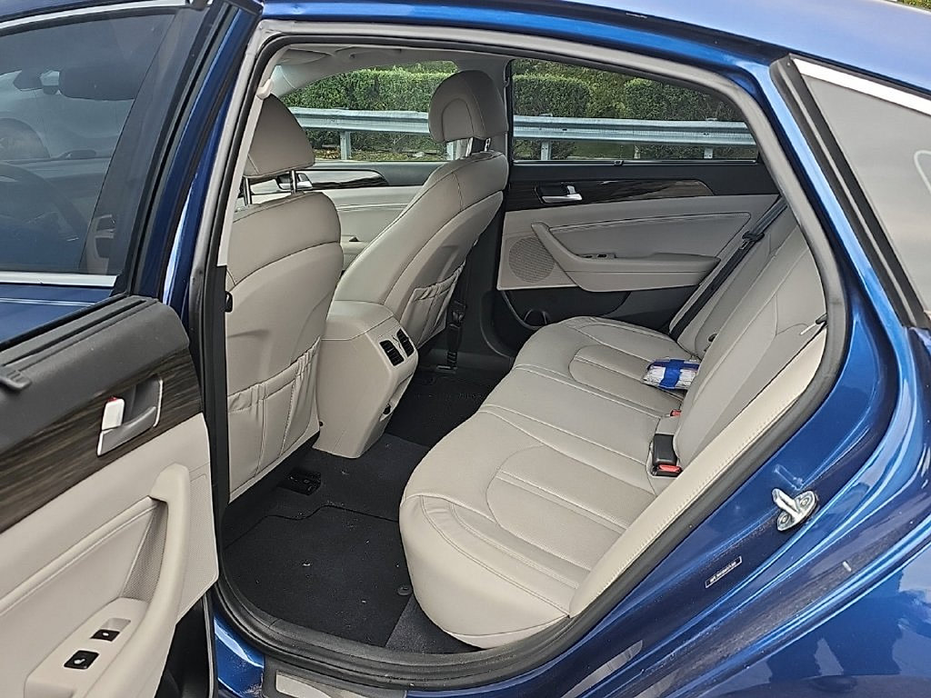 Thumbnail: 2017 Hyundai Sonata - 7