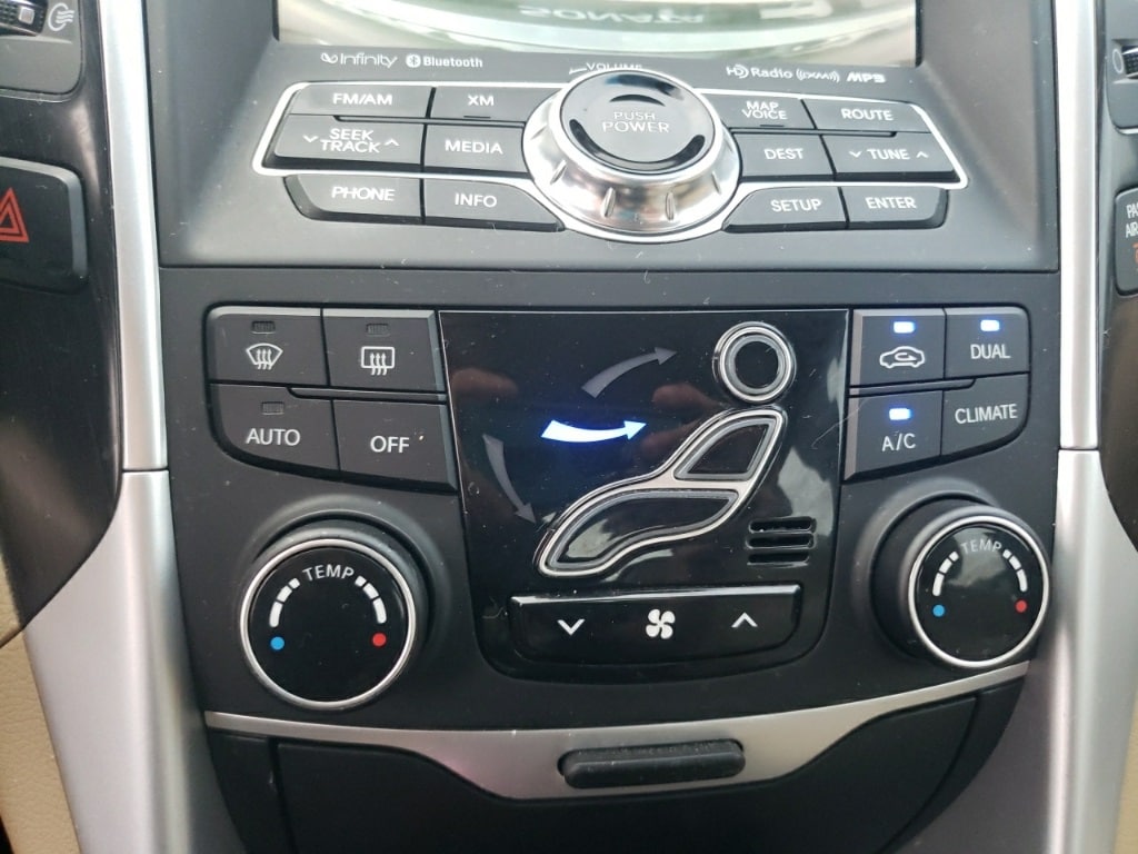 Thumbnail: 2013 Hyundai Sonata - 17
