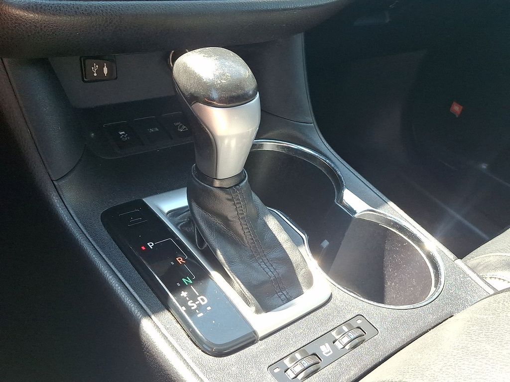 Thumbnail: 2014 Toyota Highlander - 12