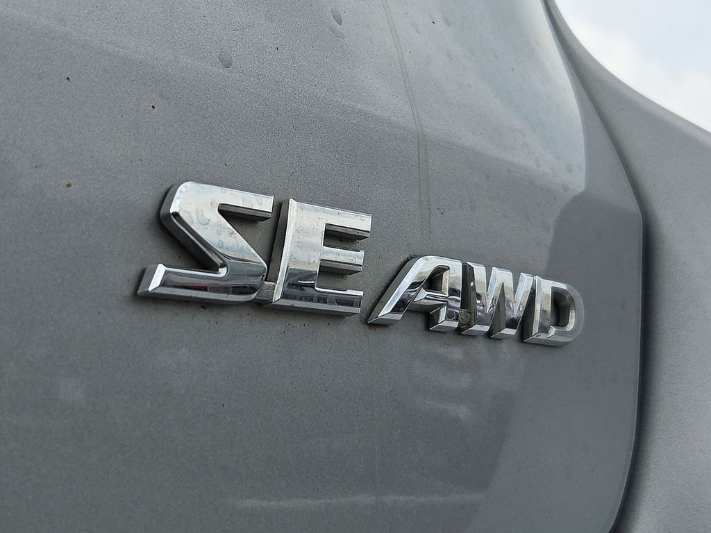 Thumbnail: 2019 Toyota Highlander - 7