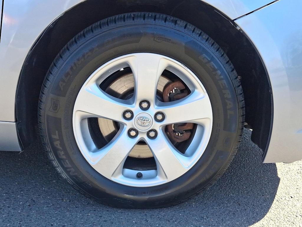 2014 Toyota Sienna LE 8