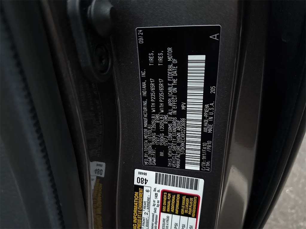 Thumbnail: 2024 Toyota Sienna - 9