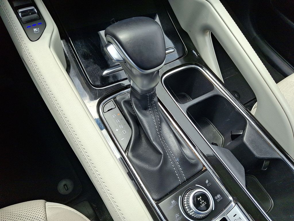 Thumbnail: 2021 Kia Telluride - 12