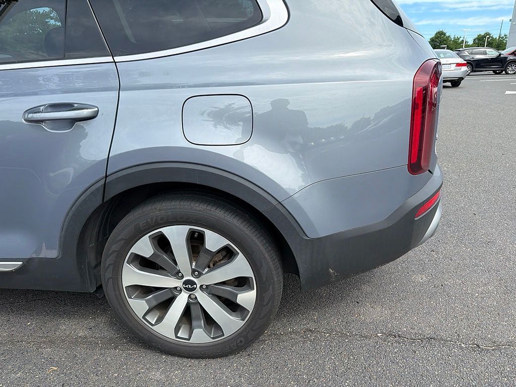 Thumbnail: 2022 Kia Telluride - 18
