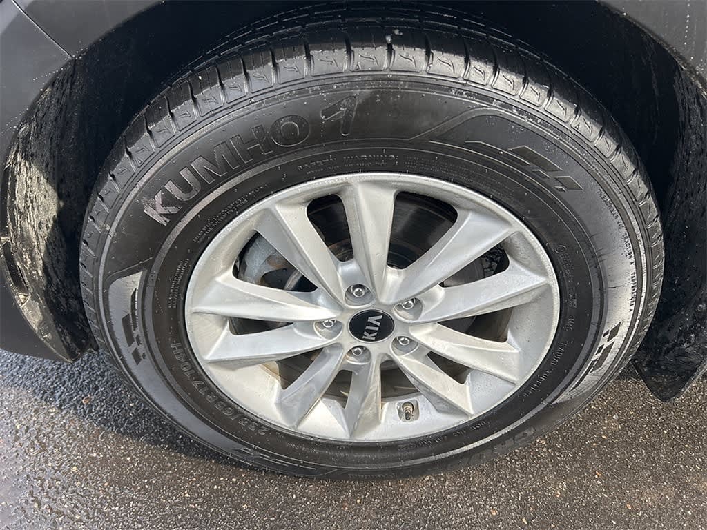 Thumbnail: 2019 Kia Sorento - 15