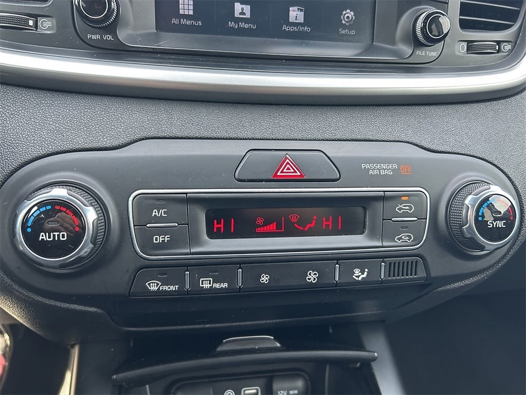 Thumbnail: 2019 Kia Sorento - 20