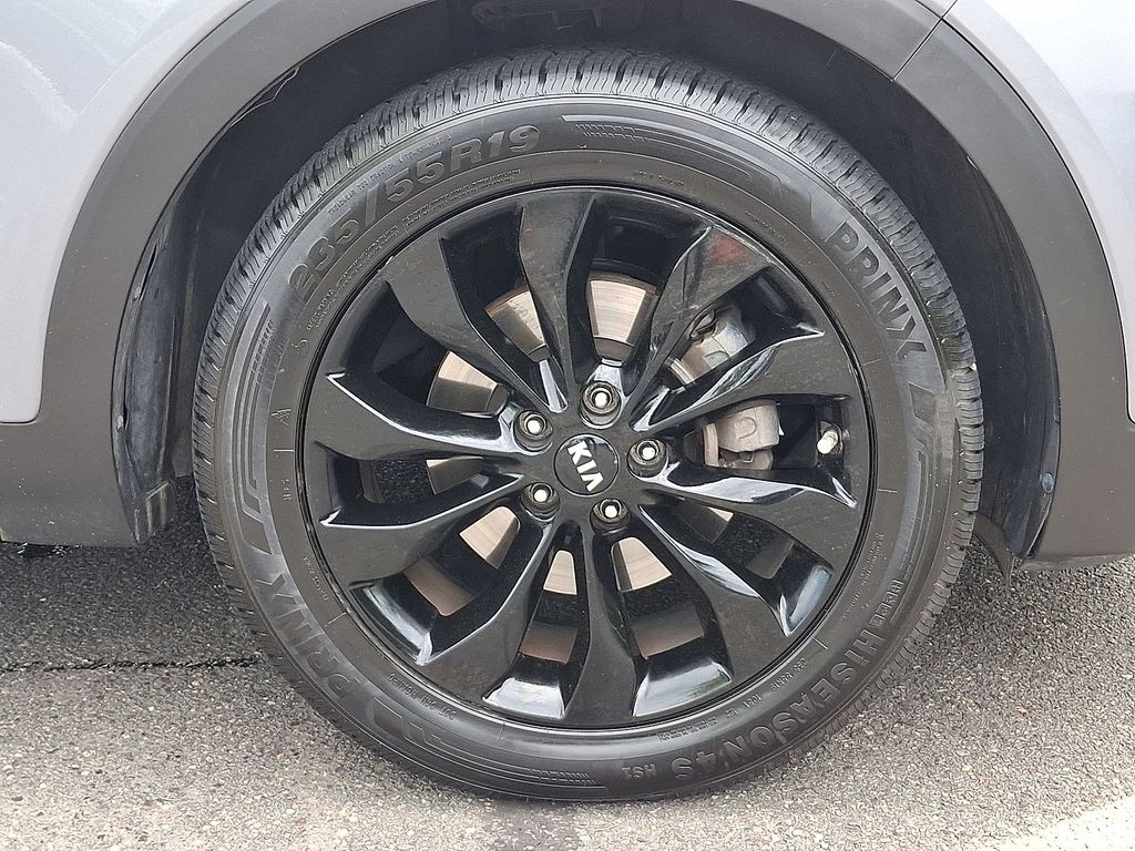 Thumbnail: 2020 Kia Sorento - 7