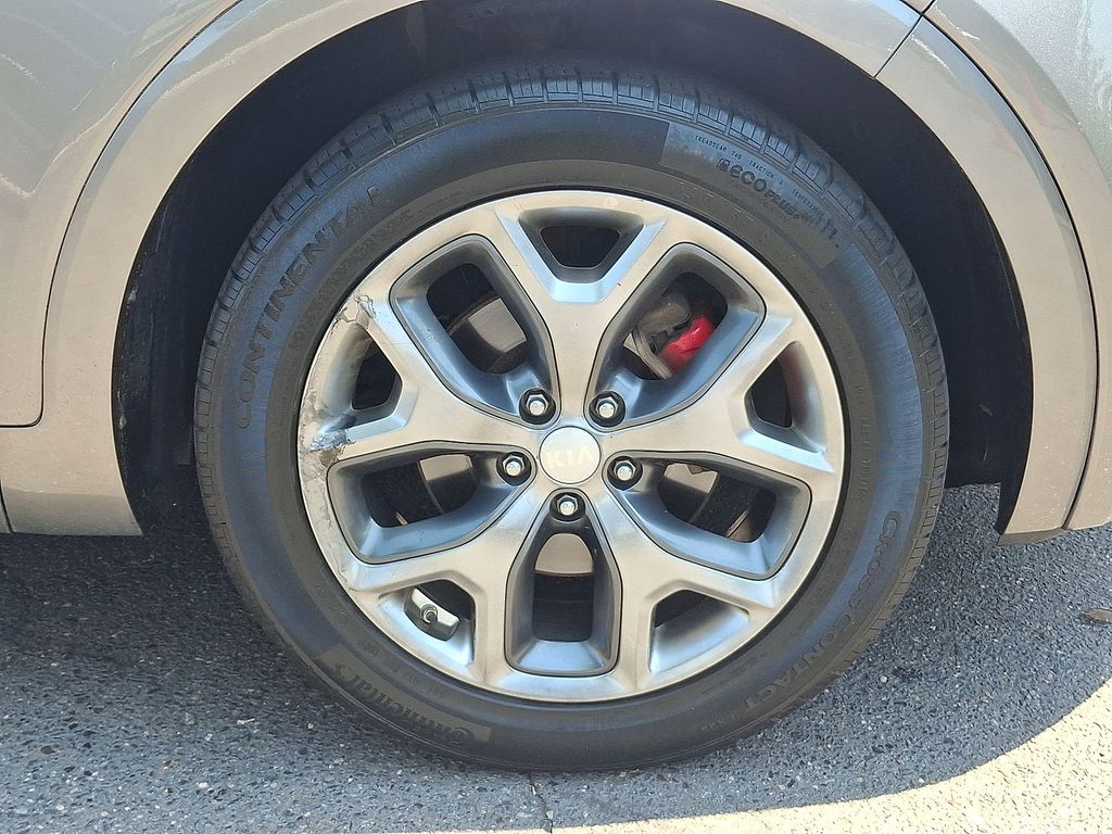 Thumbnail: 2016 Kia Sorento - 7