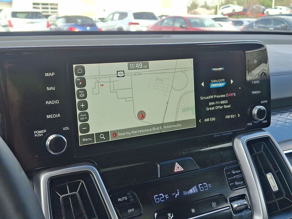 Thumbnail: 2023 Kia Sorento - 9